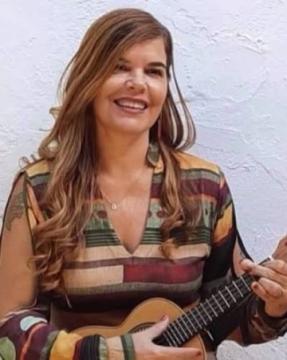 Julia Almeida